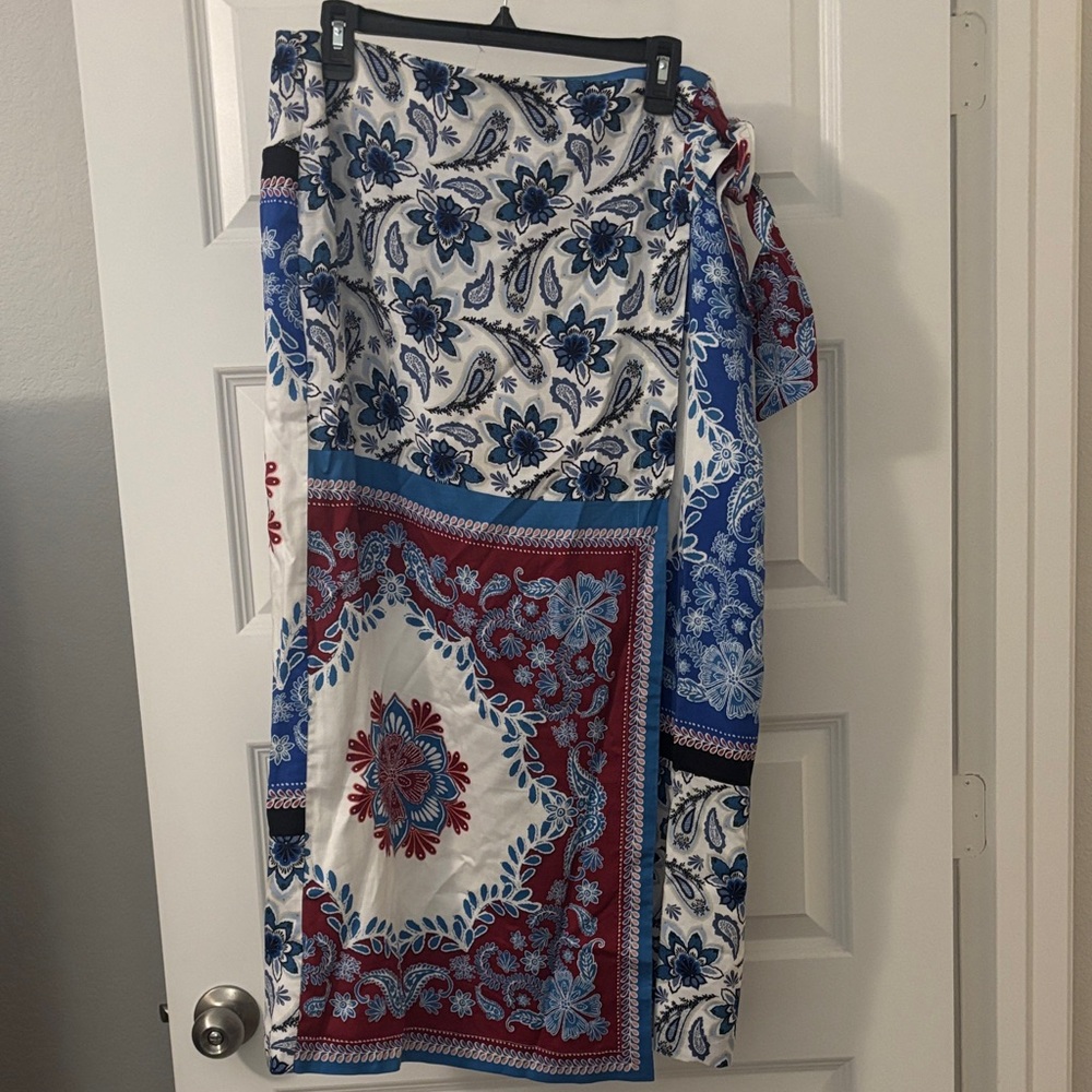 Loft Tiled Wrap Midi red white & blue Skirt SZ 12 euro vacation vibes casual NWT